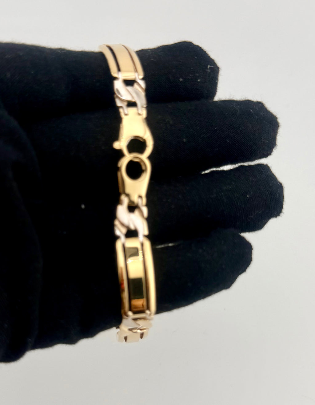 Pure 14 K Two Tone Men's Fancy bracelet 8.25" Length
