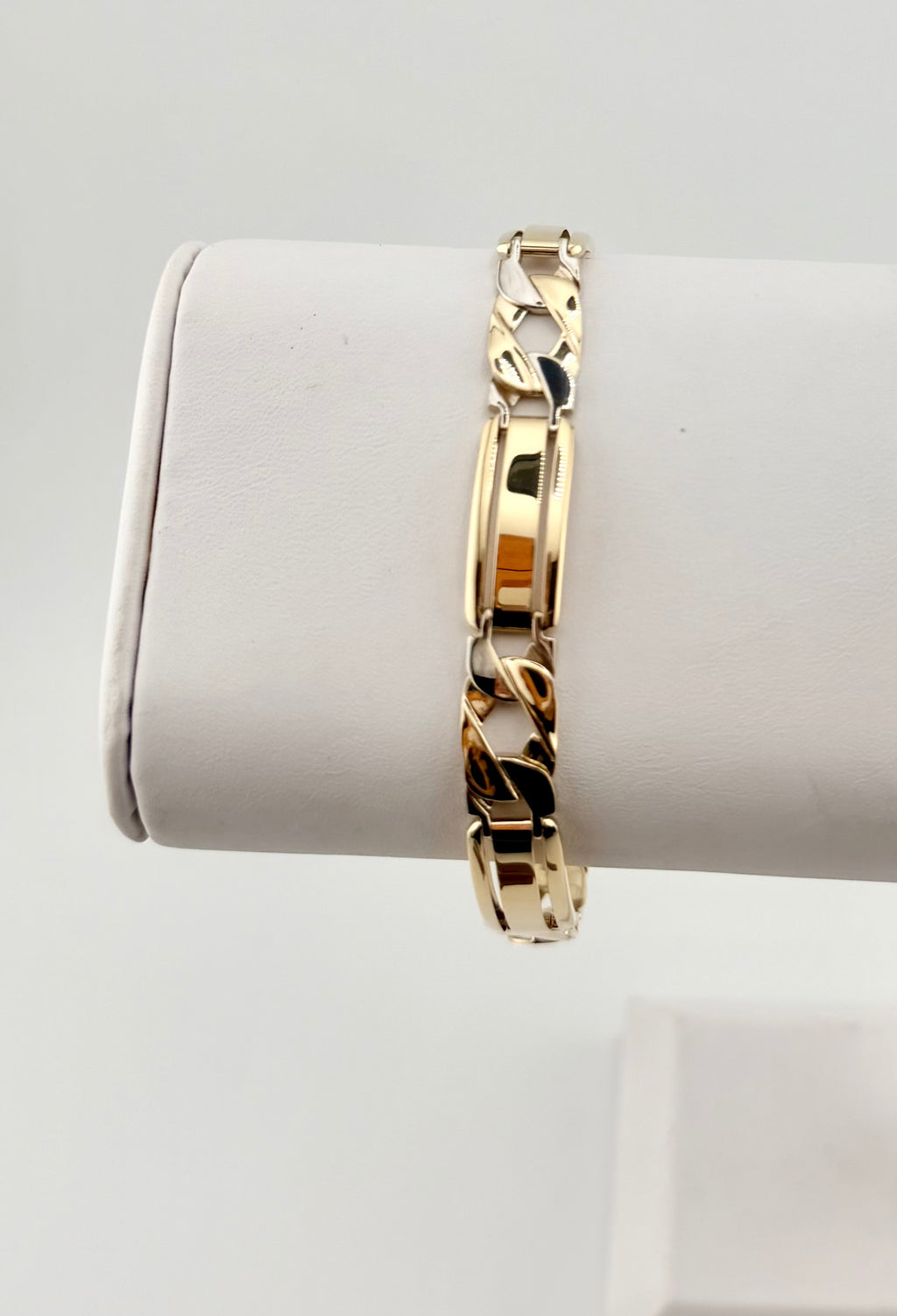 Pure 14 K Two Tone Men's Fancy bracelet 8.25" Length