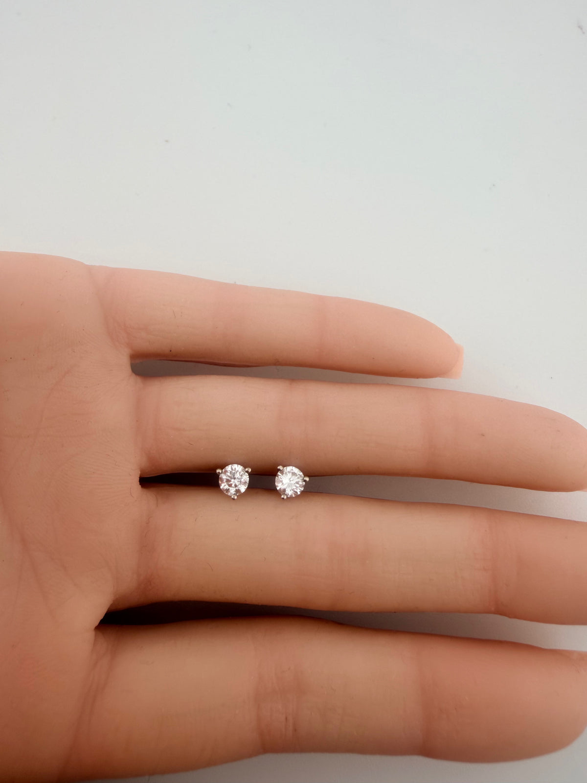 1Ct.TTW Lab Grown Round Diamond Earrings Three Prong Martini Setting in 14 k Gold